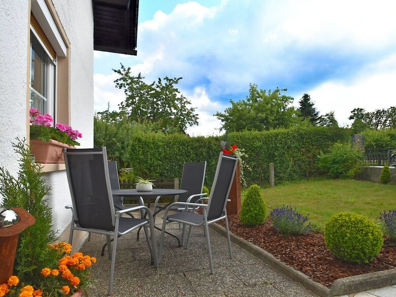 Cozy Holiday Home In Schiefweg With Garden