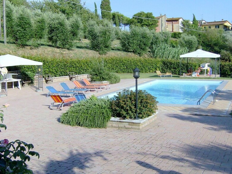 Charming Holiday Home Between Florence And Pisa