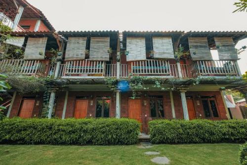 Bed & Breakfast Djajanti House