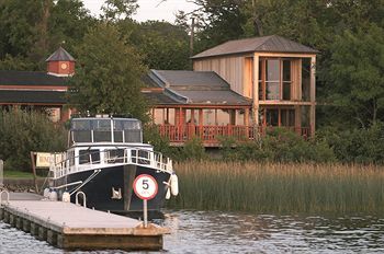 Hotel Wineport Lodge