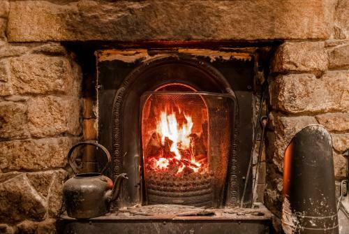 Woodenbridge Hotel & Lodge