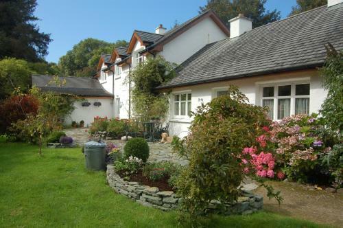 Beaufort Lodge B&B & Cottage