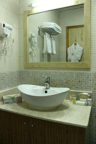 Palm Hotel