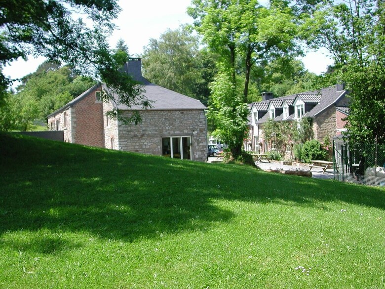 Splendid Cottage In Ferri�res With Terrace, Garden, Bbq