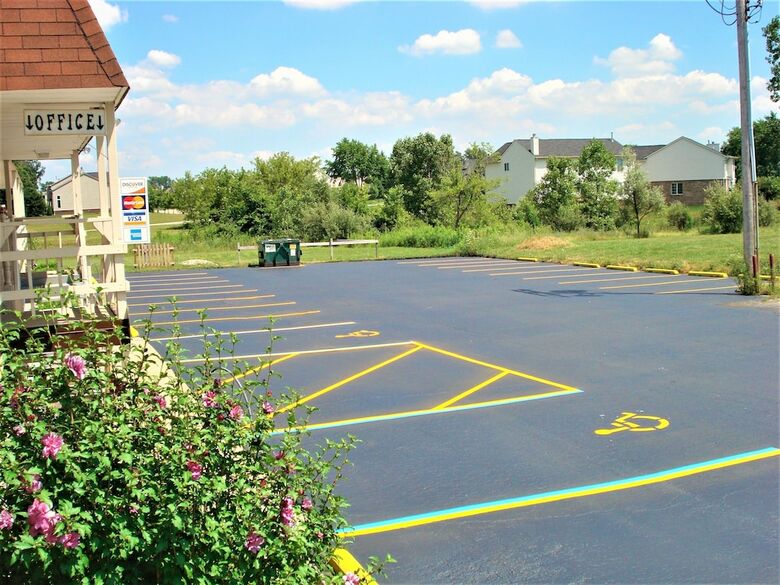 Motel Country Meadow Inn
