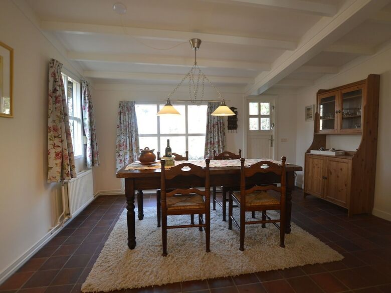 Charming Bungalow In Ambt Delden With Sauna, Garden, Terrace
