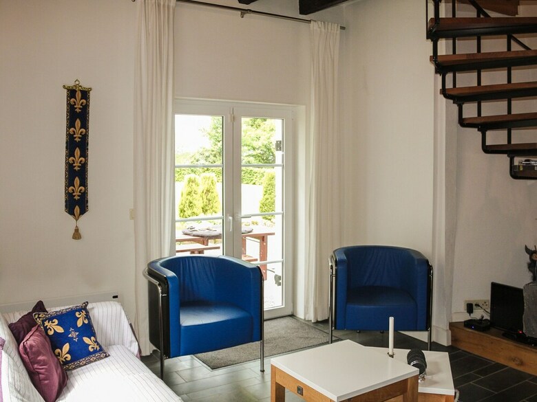 Quaint Holiday Home With Private Garden, Terrace, Barbecue