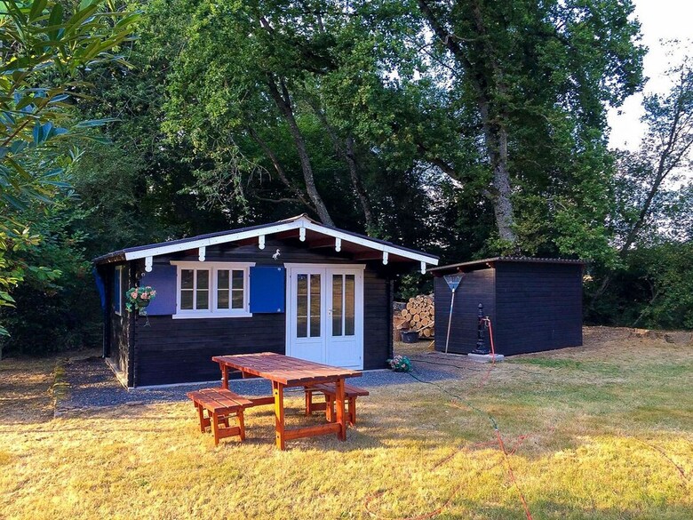 Quaint Holiday Home With Private Garden, Terrace, Barbecue