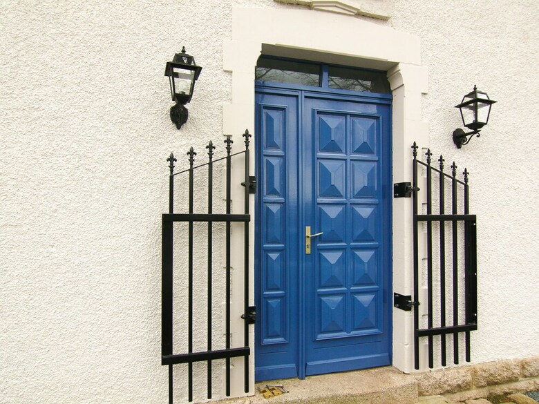 Quaint Holiday Home With Private Garden, Terrace, Barbecue