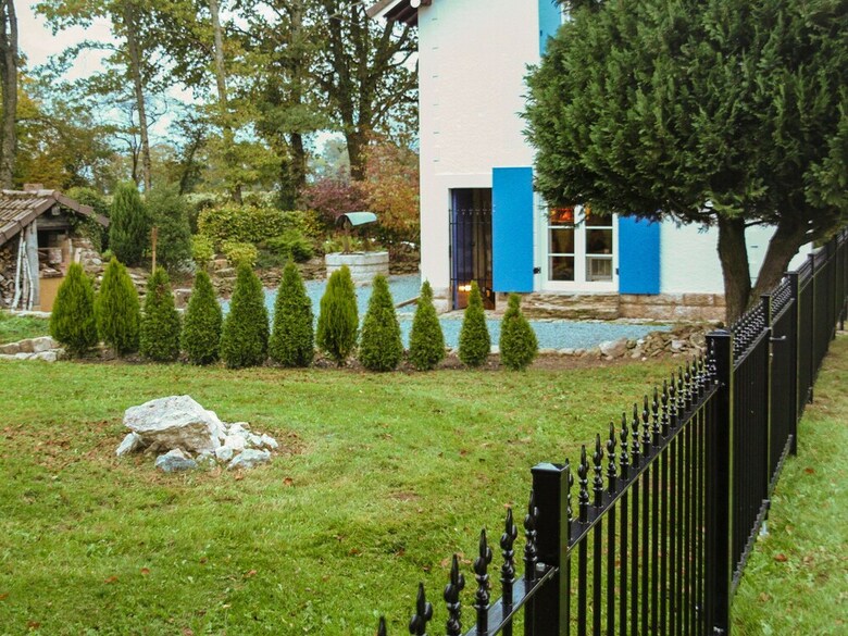 Quaint Holiday Home With Private Garden, Terrace, Barbecue