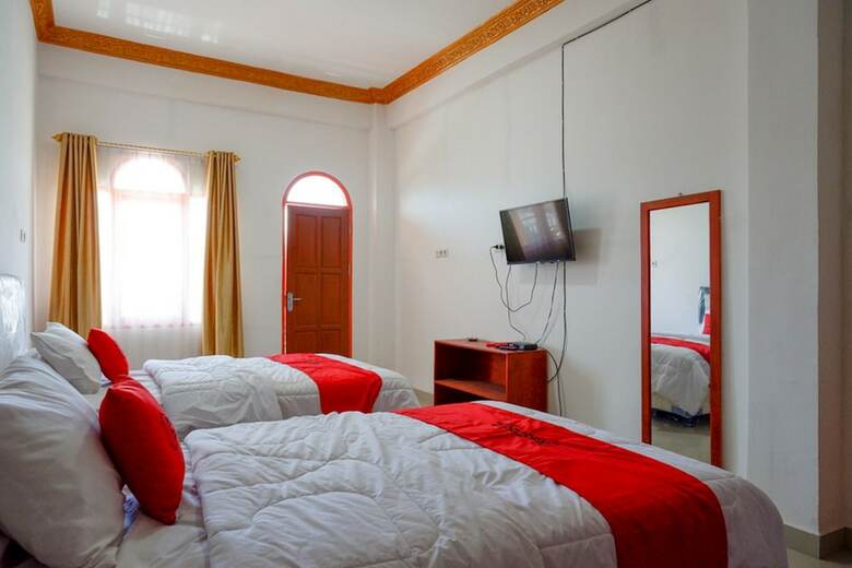 Hotel Reddoorz Near Bolu Toraja