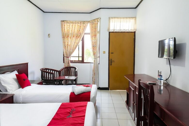Reddoorz @ Hotel Damanaka Pangalengan