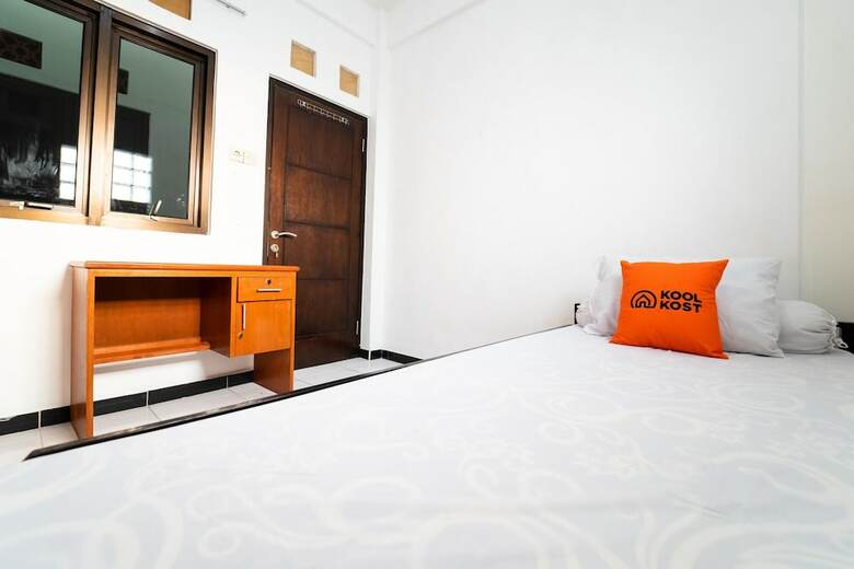 Hotel Koolkost Syariah Near Mrt Lebak Bulus Station