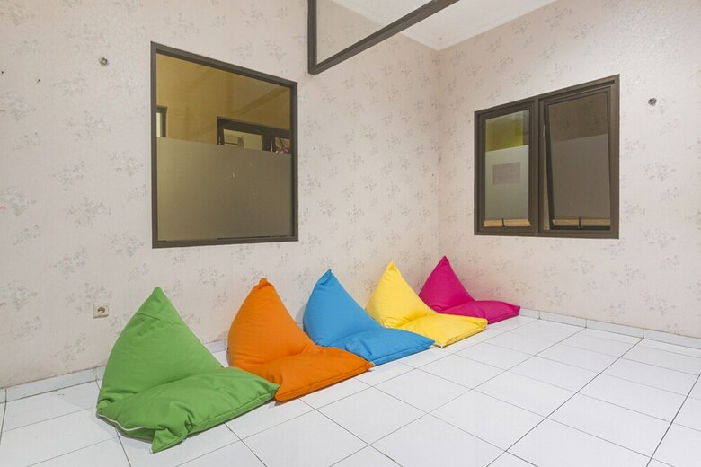 Reddoorz Hostel @ Pondok Backpacker Malang