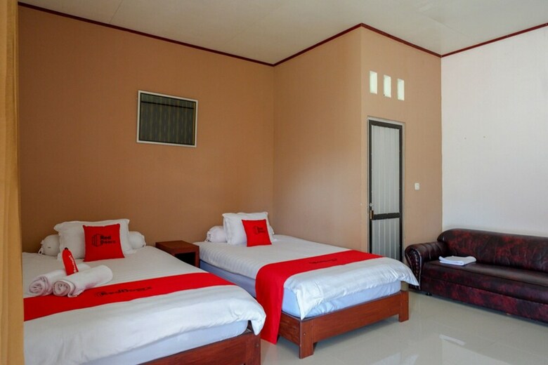 Hotel Reddoorz @ Tomia Island Wakatobi