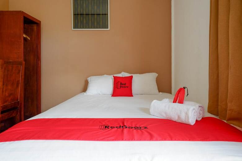 Hotel Reddoorz @ Tomia Island Wakatobi