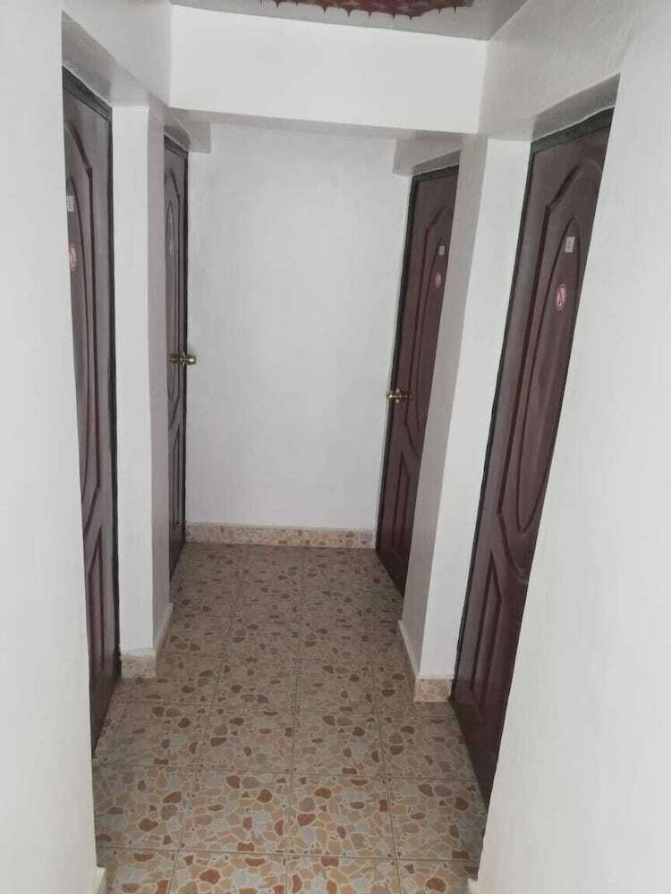 Hostal Guest House Hotel Chrisna