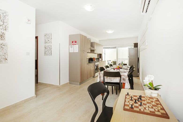 Apartamentos Summer Breeze Maisonette With Terrace