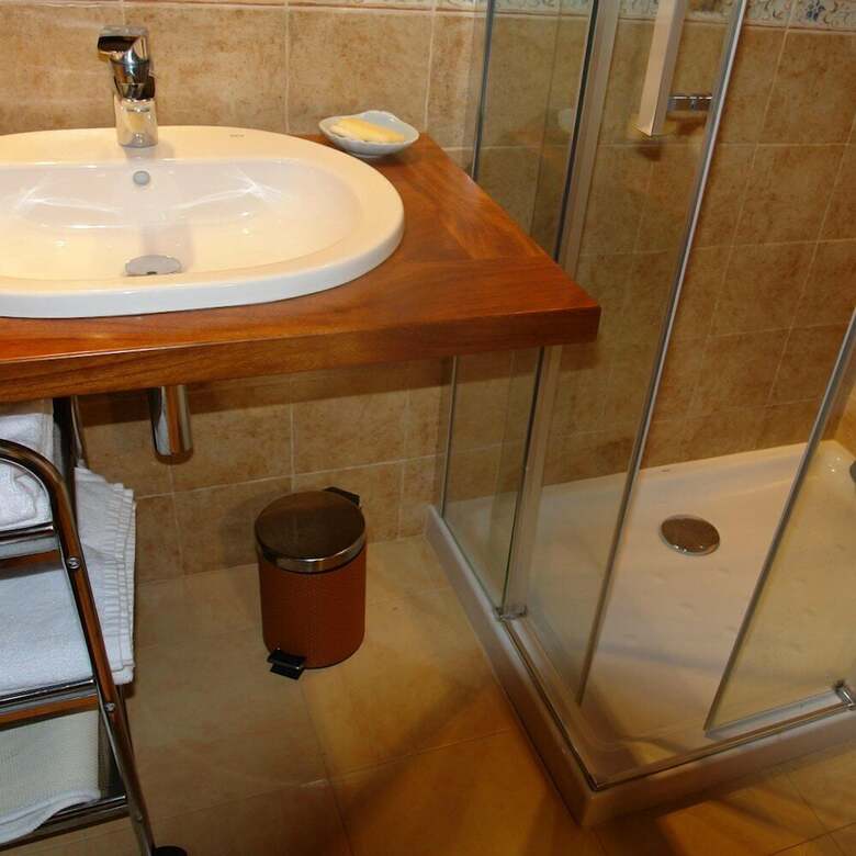Hostal Casona de Miyares - La Figar