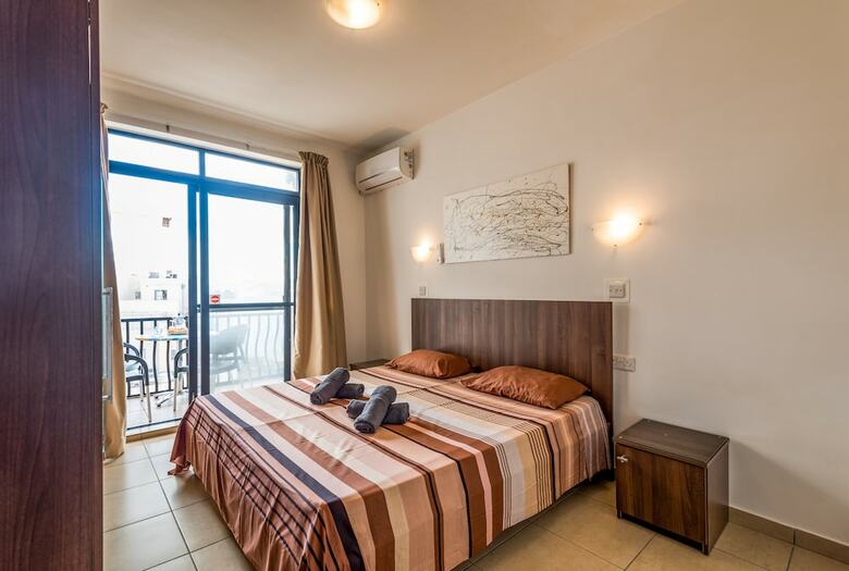 Summer Breeze Comfort Apartments
