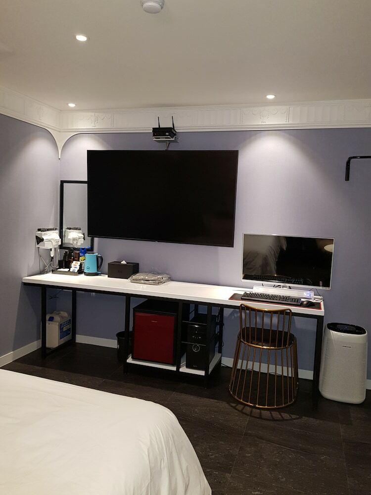 Mari Hotel