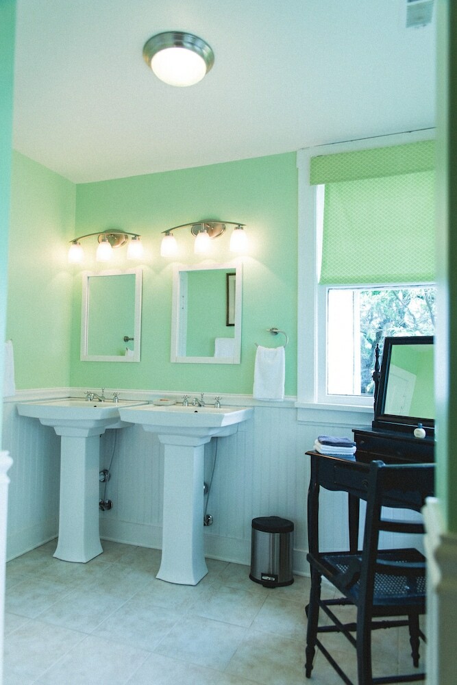 Orchard House Bed & Breakfast