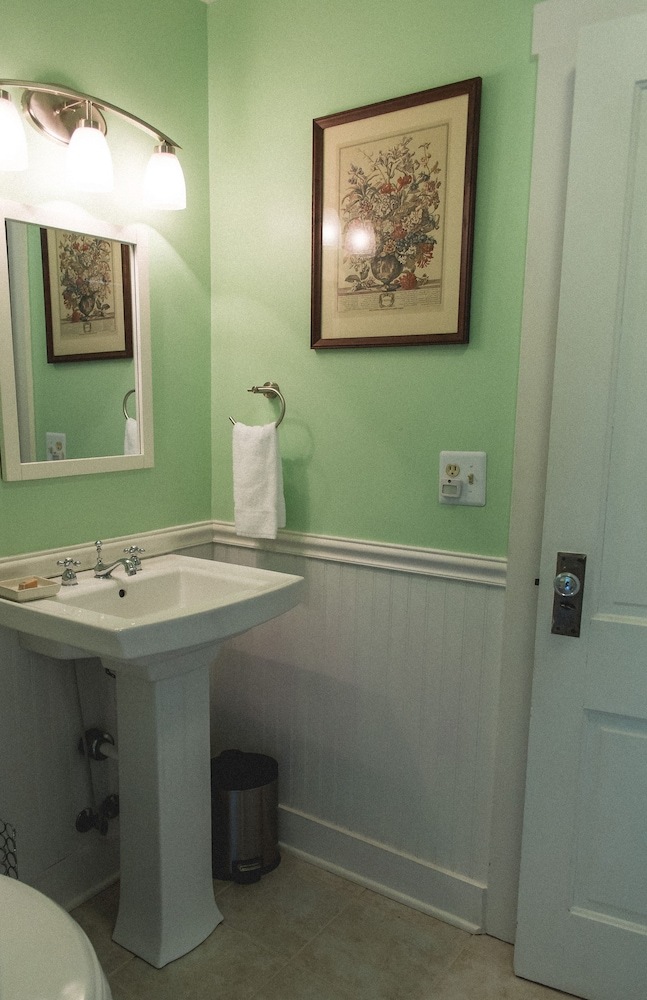 Orchard House Bed & Breakfast