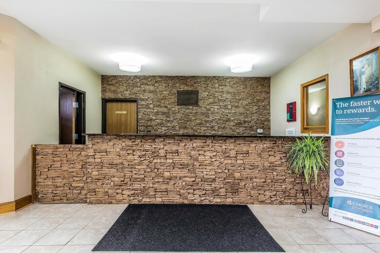 Hotel Quality Inn & Suites