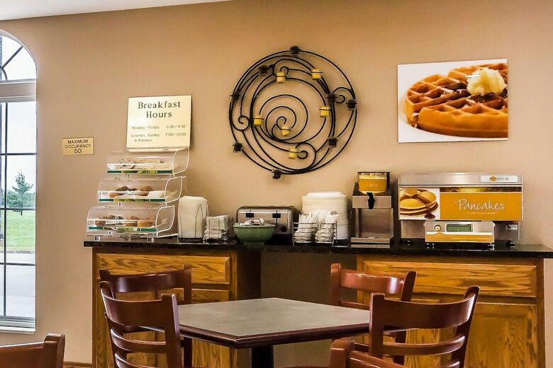 Hotel Quality Inn & Suites