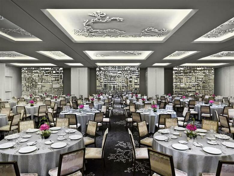 Hotel The St. Regis Bal Harbour Resort