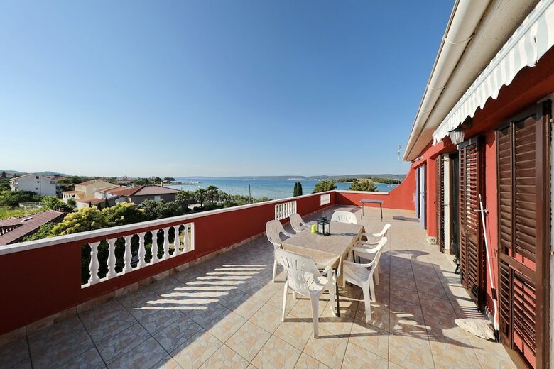 Apartments Saphron Beach