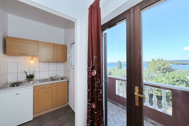 Apartments Saphron Beach