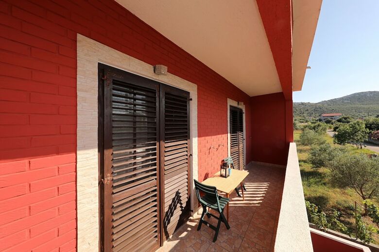 Apartments Saphron Beach