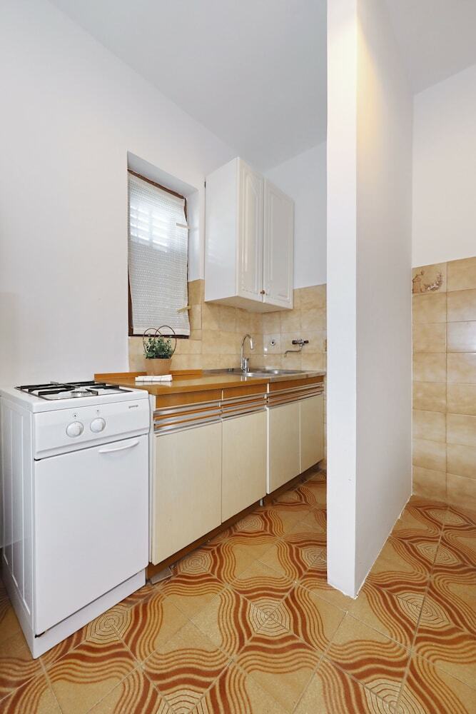 Apartments Saphron Beach