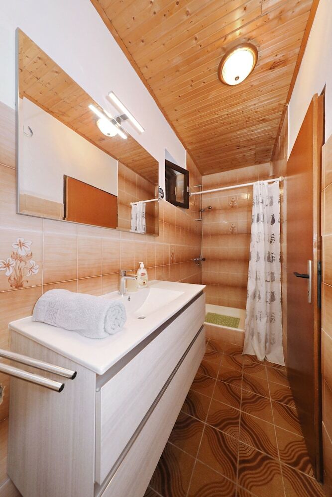 Apartments Saphron Beach