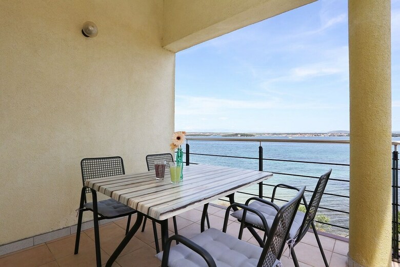 Apartments Vista