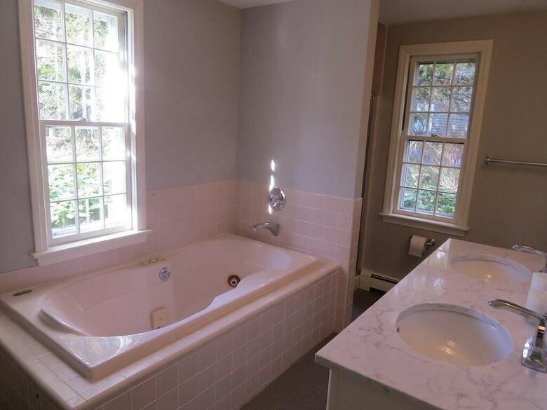 340 Whidah Road - Five Bedroom House