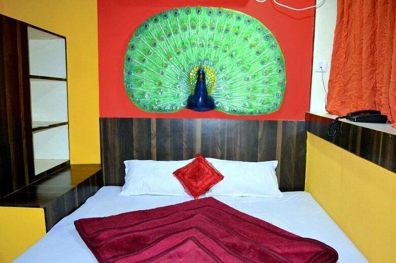 Hotel Mrignayani Pachmarhi