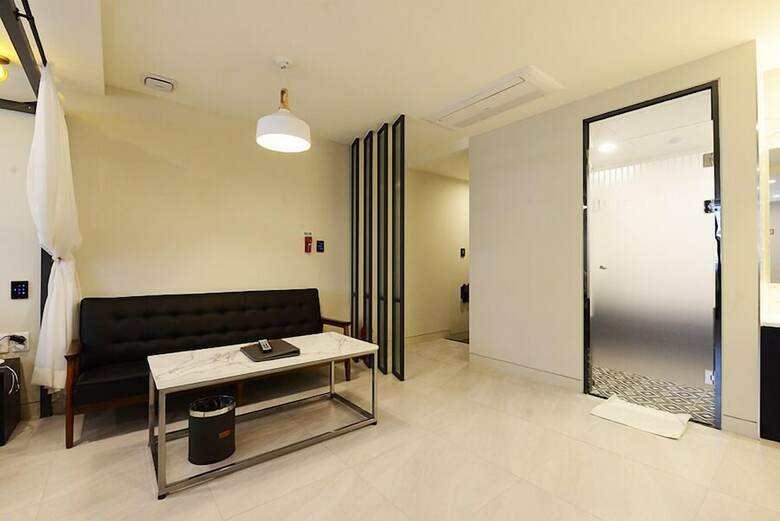 U Design Hotel