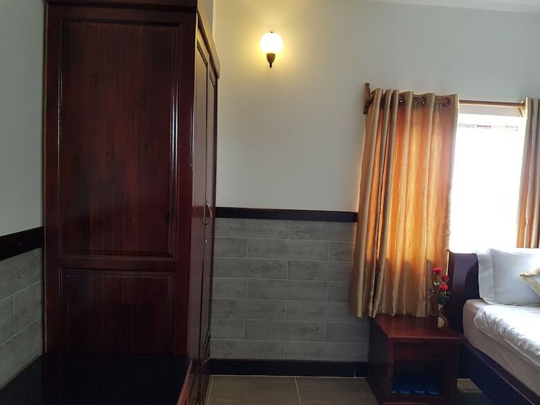 Thai Hoang Gia Hotel