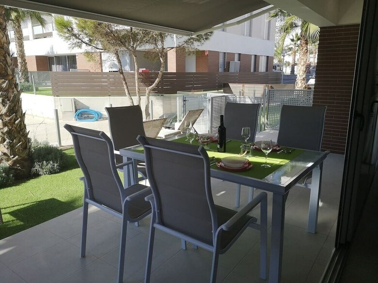 Brand New Ground Floor Apartment In Los Dolses Eb2
