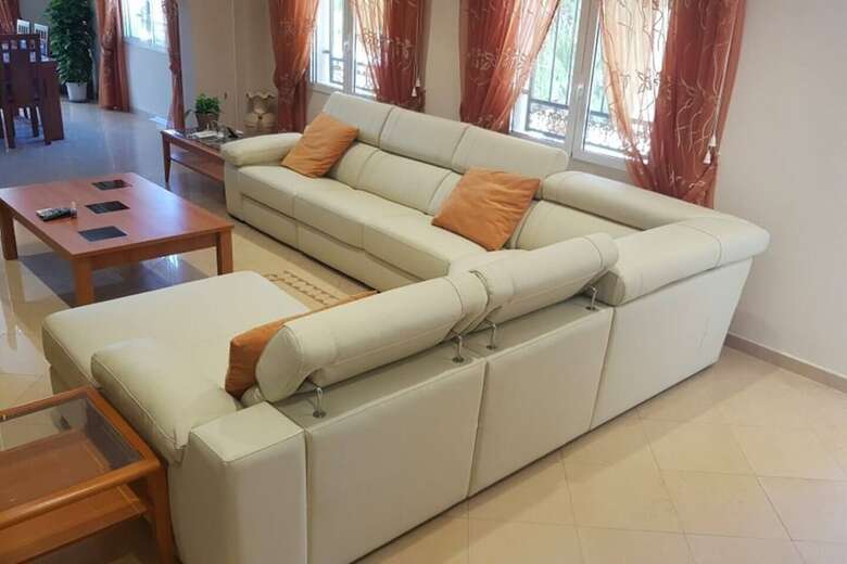 Large Luxurious Villa Urb La Escuera Private Pool