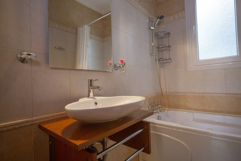 Apartamentos Beach Flat With Garden, Jacuzzi, Bbq