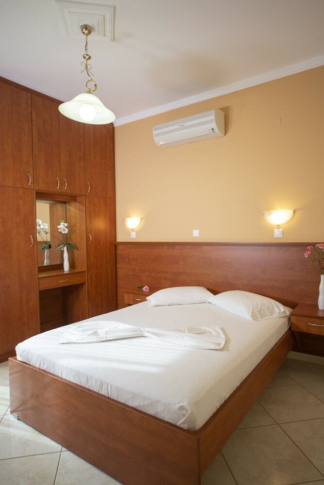 Apartamentos Beach Flat With Garden, Jacuzzi, Bbq