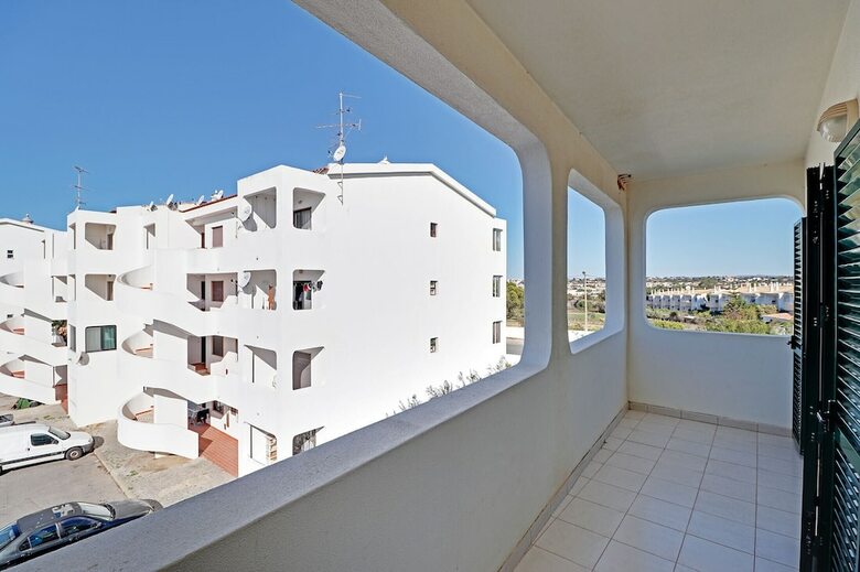 Apartamentos Albufeira Delight With Pool By Homing