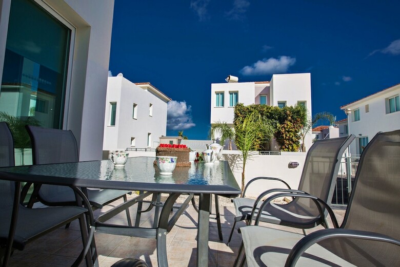 Avra Villa 54