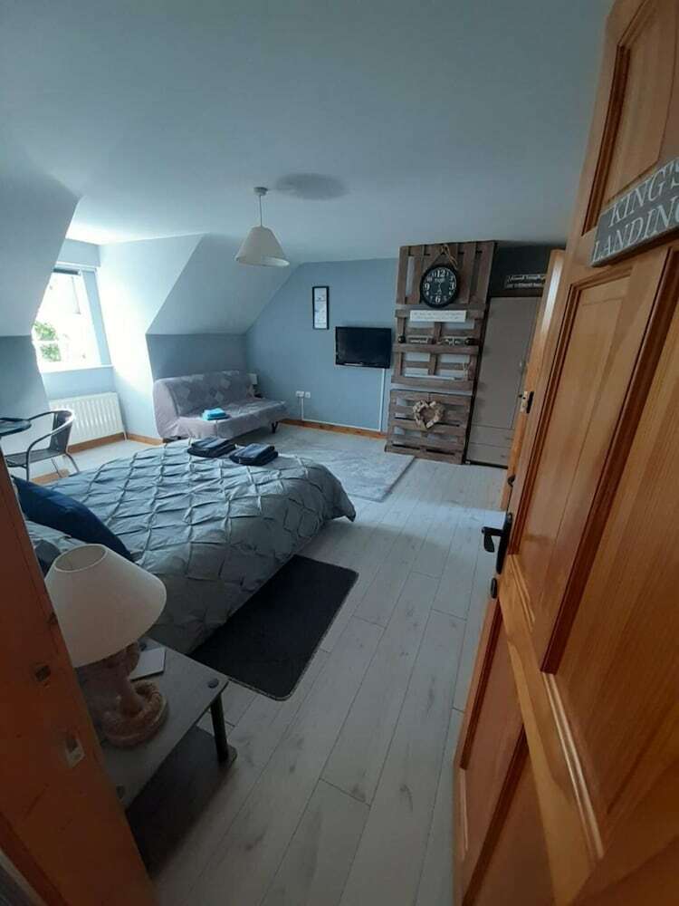 Bed & Breakfast Evaron House