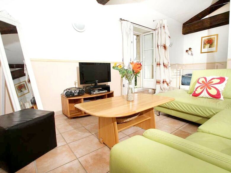 Apartamento Studio In Suze-la-rousse, With Shared Pool, Enclosed Garden And Wifi