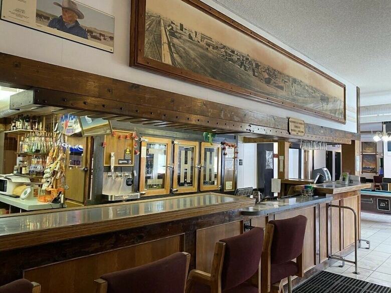 Imperial Hunter Hotel