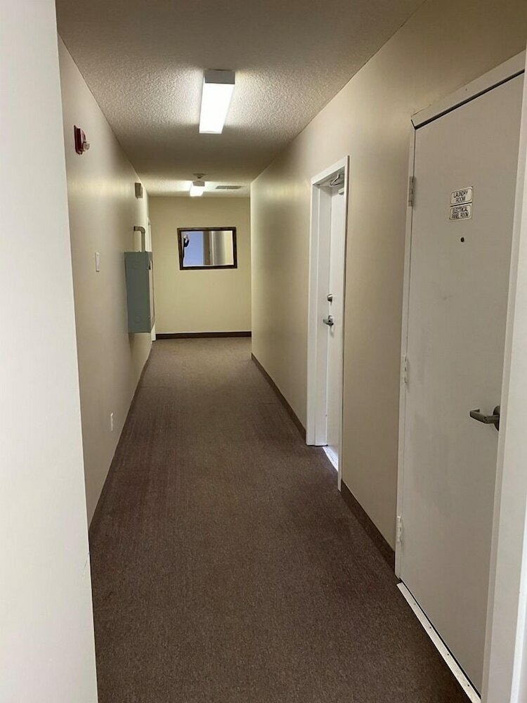 Imperial Hunter Hotel